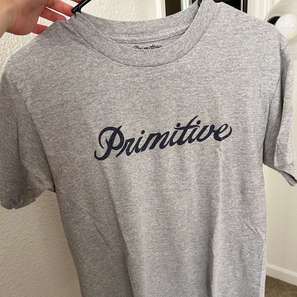 grey primitive t